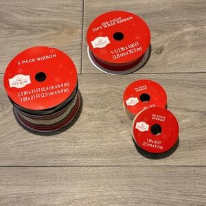Hallmark Red and White Holiday Ribbon Set